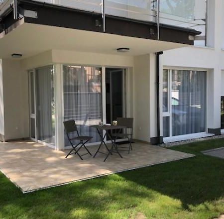 Апартаменты Nella Apartman Шиофок Экстерьер фото